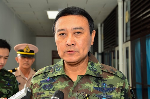 ตรวจสอบสต็อกยางพาราจัดเก็บของรัฐบาลกว่า 80,000 ตัน